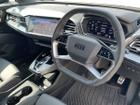 Audi Q4 Photo 11