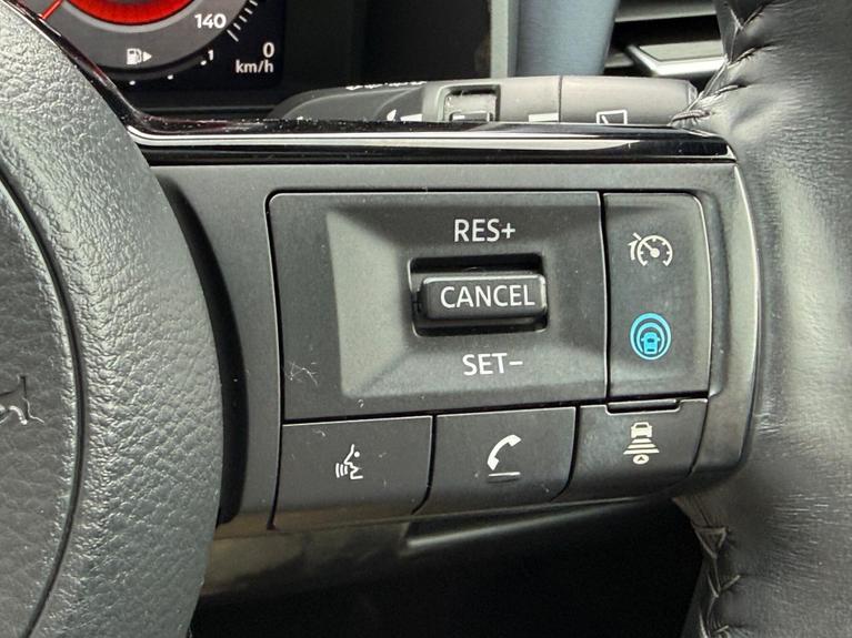 Used Nissan Qashqai WR72LEJ 17
