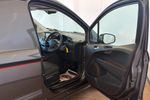 Ford TRANSIT COURIER Photo 22
