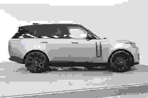Land Rover RANGE ROVER Photo at-63a0153b3a60406ca1266e1815b6faea.jpg