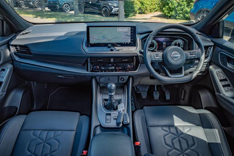 Used Nissan Qashqai OV75AWW 7