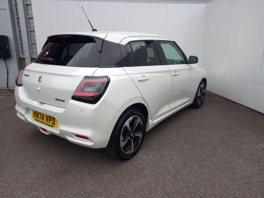 Suzuki Swift Photo at-63d914bd13554fa798bbe2b604ba5c07.jpg