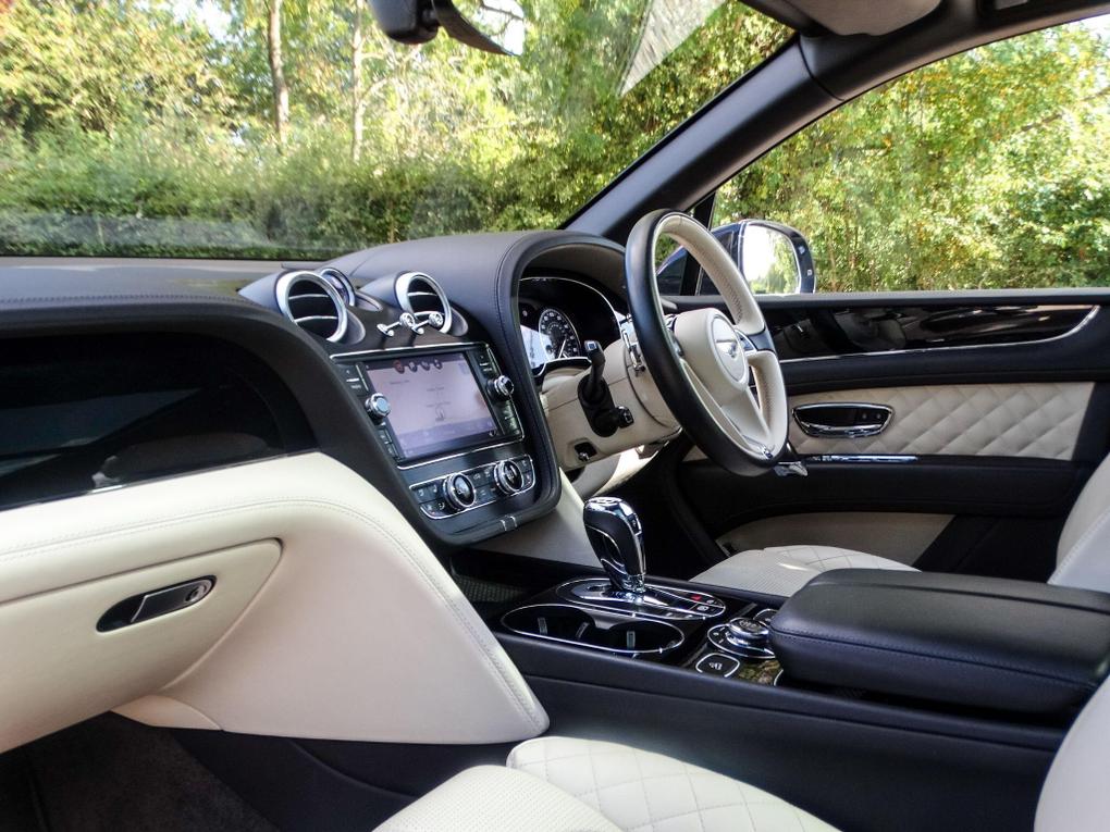 Used Bentley Bentayga Y123CTS 17