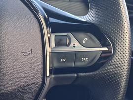 Peugeot E-2008 Photo 15