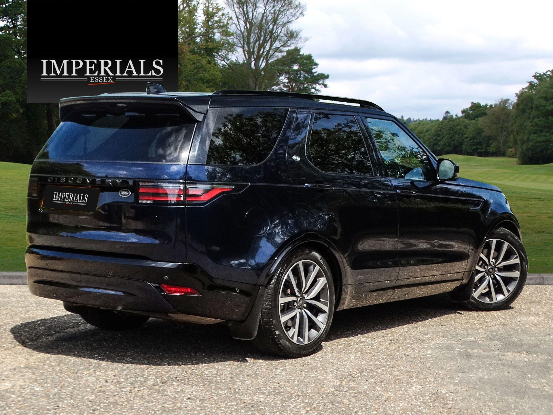 Land Rover Discovery 3.0 D300 MHEV R-Dynamic SE SUV 5dr Diesel Auto 4WD Euro 6 (s/s) (300 ps) — photo 4