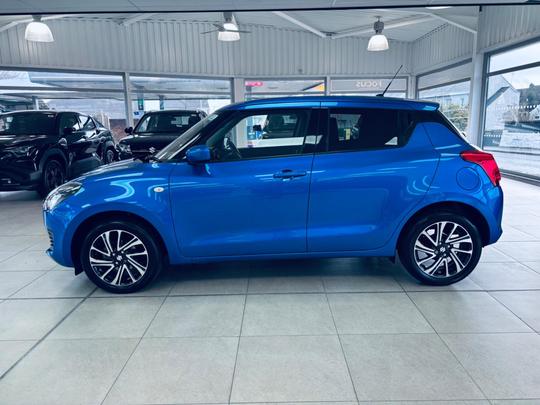 Suzuki Swift Photo at-646eb1824be74796b44e822fa039869c.jpg