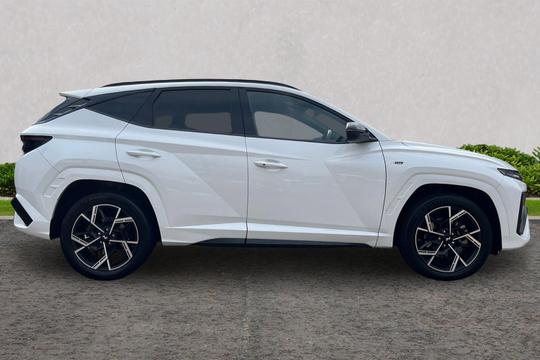 Hyundai TUCSON Photo at-6470fa071c7547639700d4ef9c2e6b23.jpg