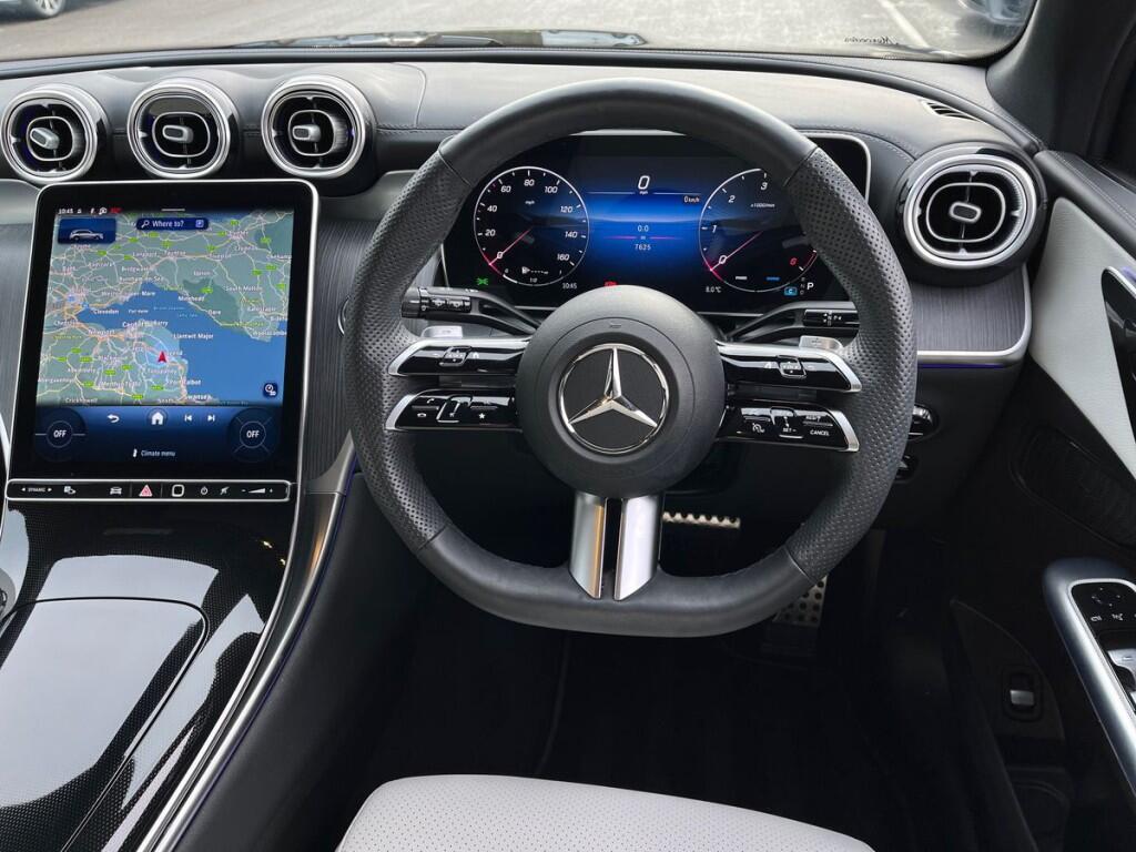 Mercedes-Benz GLC Photo at-6471be38a1c24e19a399ded66c85d77a.jpg