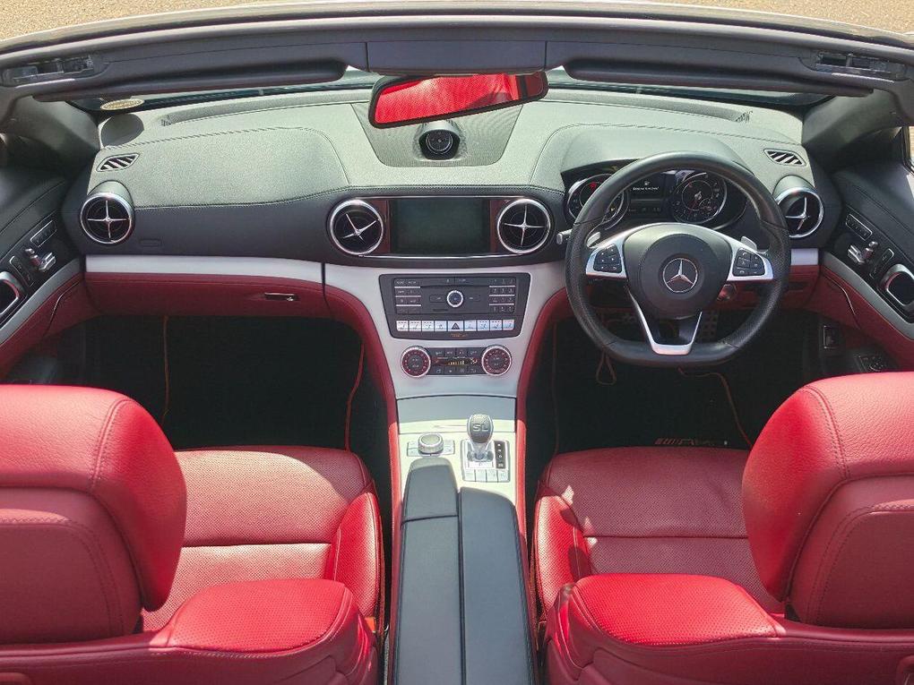 Used Mercedes-Benz SL YG19PAF 8