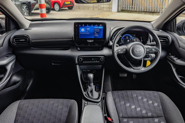 Used Toyota Yaris WT24ETV 11