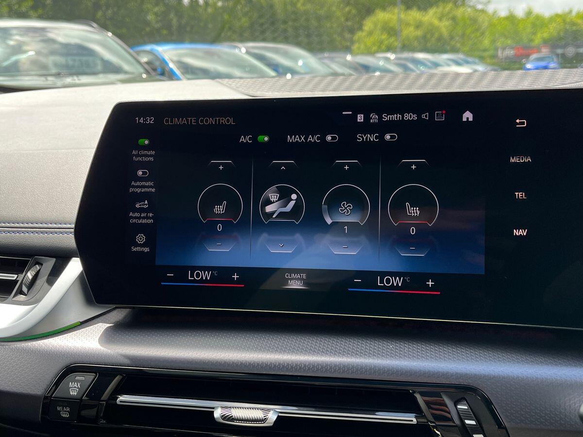 BMW 2 Series Active Tourer Photo 12