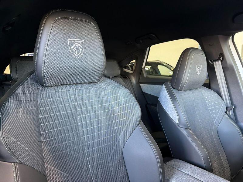 Used Peugeot E-3008 202602109822465 35