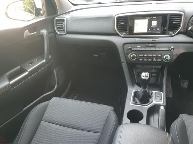Used Kia Sportage MD19VDP 23