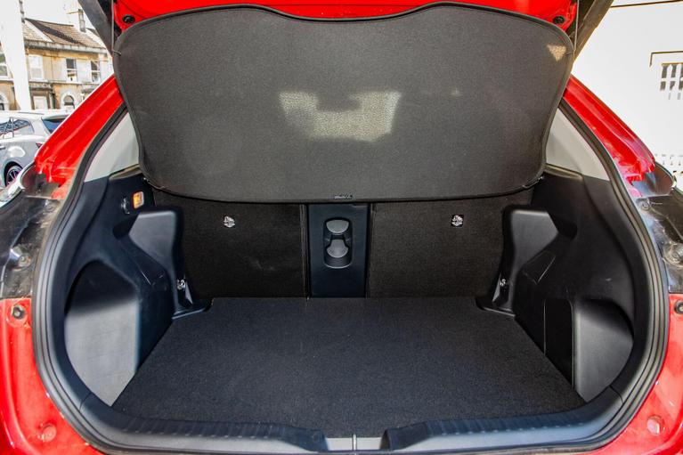 Used Toyota Yaris Cross WU24XTH 25