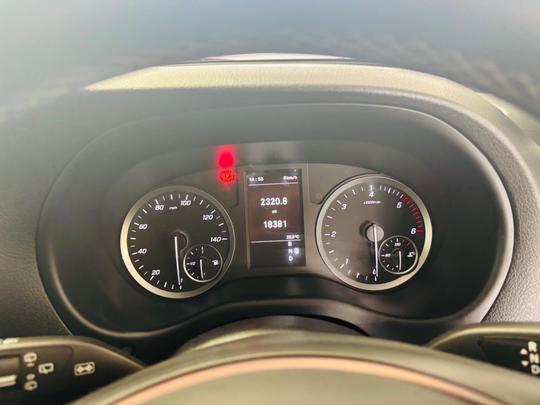 Mercedes-Benz Vito Photo at-65c1de67e79e4c169b824c7bbc36a979.jpg