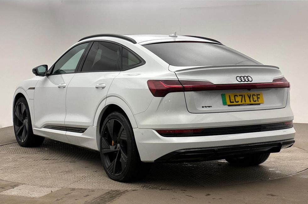Audi e-tron Photo at-65f5325c163c474fad3f64efab98db51.jpg