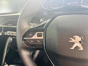 Peugeot 2008 Photo 28