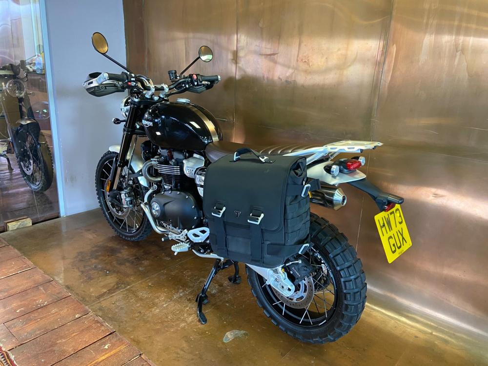 TRIUMPH Scrambler 1200 Photo at-660c49836a9c45d7ae420f1bbed1b1b7.jpg