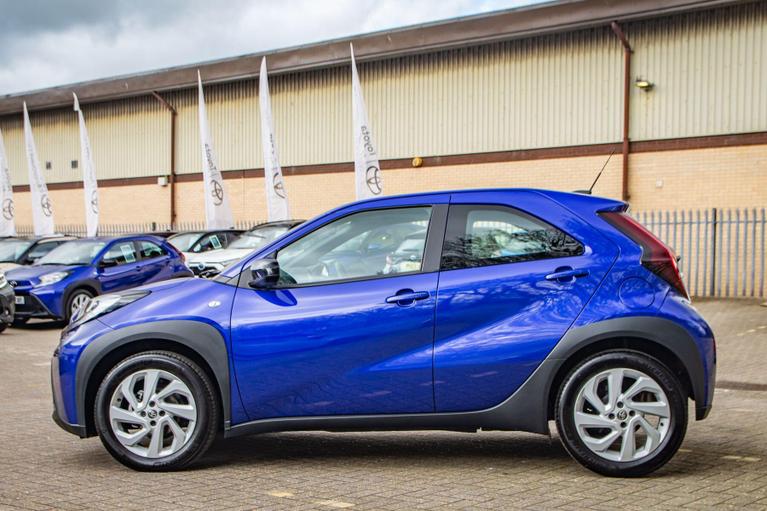 Used Toyota Aygo X FP25JHL 10