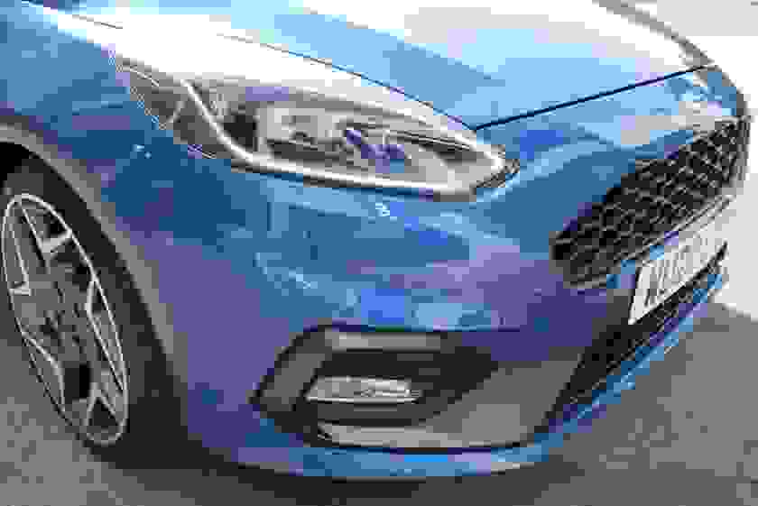 Ford Fiesta Photo at-6645ead3982440ffbe53451acfe541c9.jpg