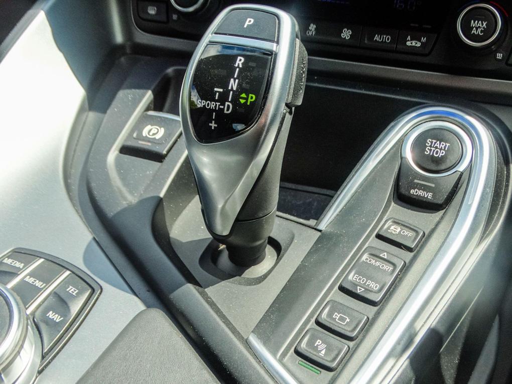 Used BMW i8 WF68XSP 29