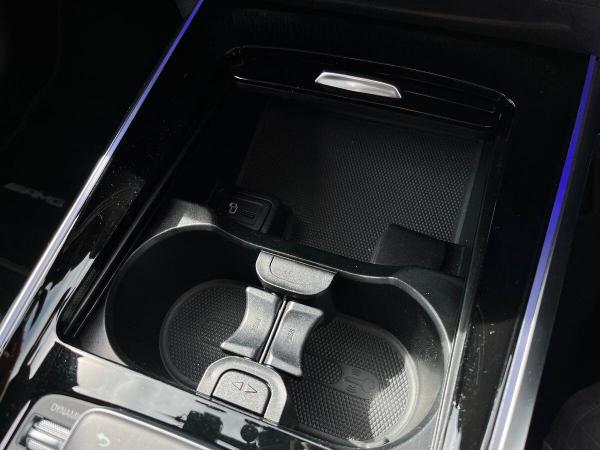 Mercedes-Benz EQB Photo at-66a73f2264994982a9b8b741ae9584bb.jpg