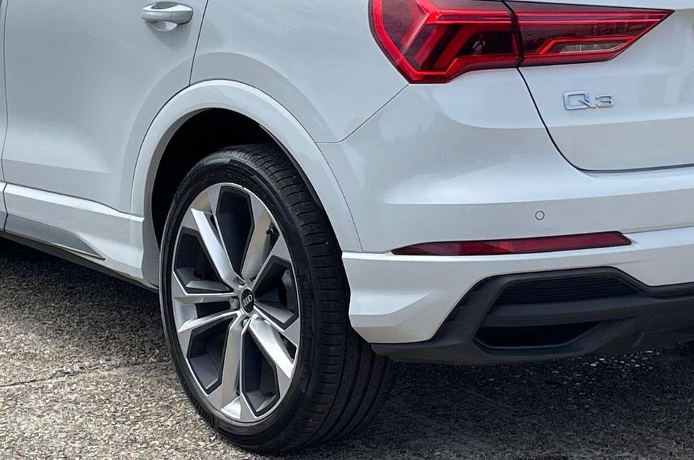 Audi Q3 Photo at-66dd68e845ad4fb4abe1af79c751c0a3.jpg