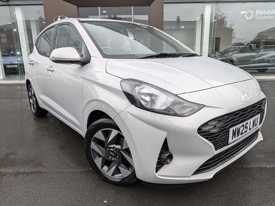 2025 Hyundai i10