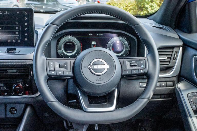 Used Nissan Qashqai WU26MKO 27