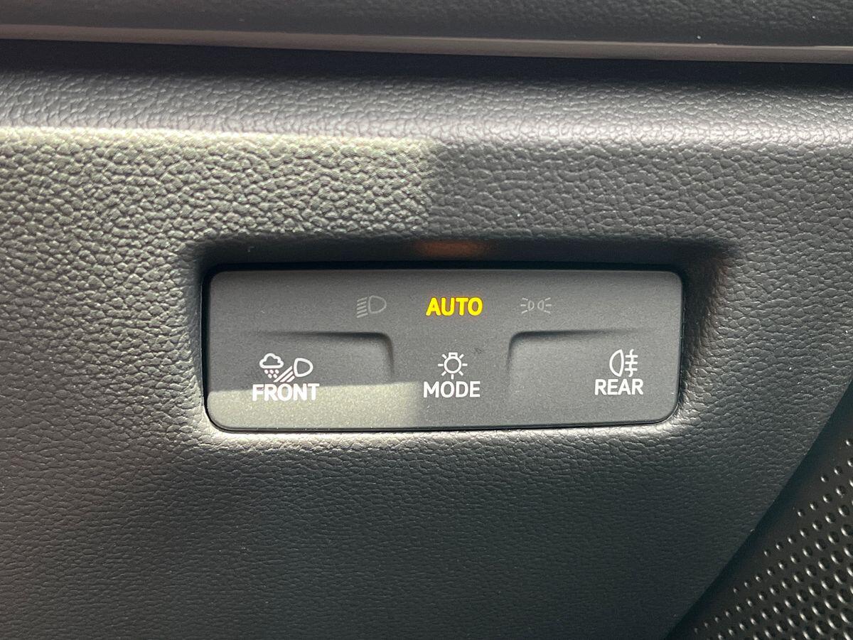 Volkswagen Passat Photo at-674ebc95ffa04504a7f188291d85c298.jpg