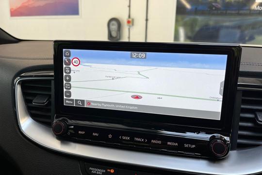 Kia XCeed Photo at-67711d7f57f14fe6b625e0c300d605a6.jpg