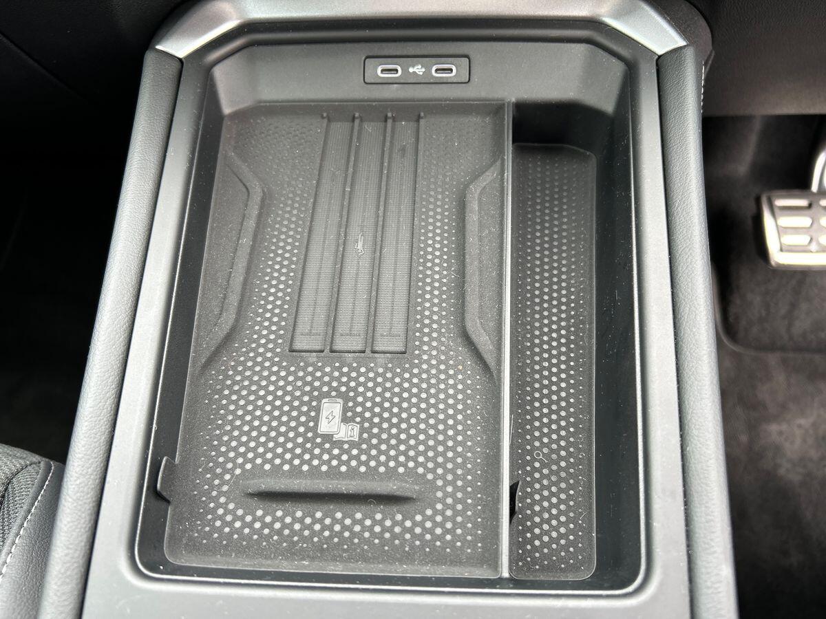 Volkswagen T-roc Photo at-678fe363564c4dbc96939a134567113c.jpg