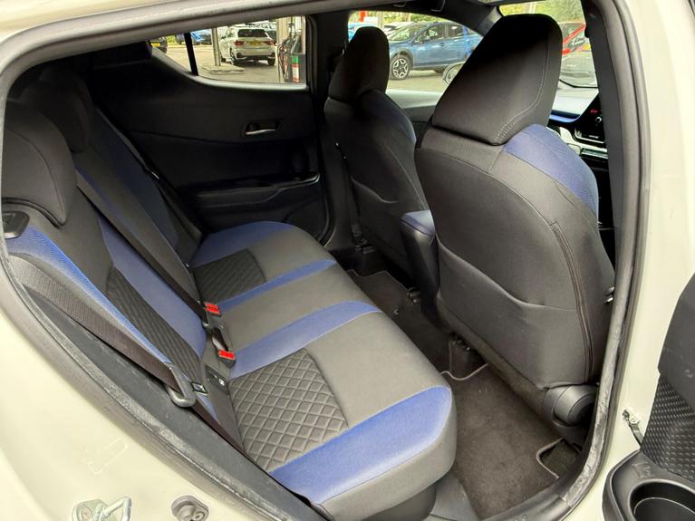 Used Toyota C-HR WT70AEM 13