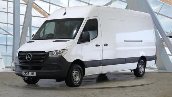Used 2025 Mercedes-Benz Sprinter 2.0 315 CDI PRO G-Tronic RWD L3 H2 Euro 6 (s/s) 5dr White at MBNI Truck & Van