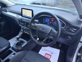 Ford Focus Photo 11
