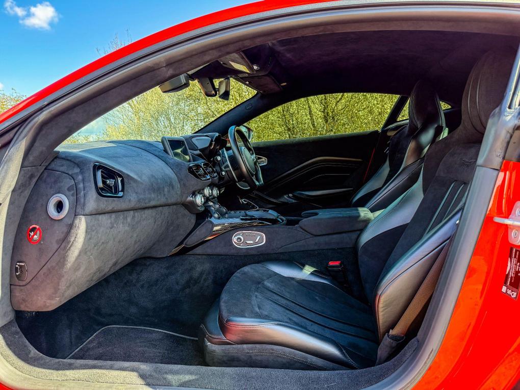Used Aston Martin Vantage NU69YBA 3