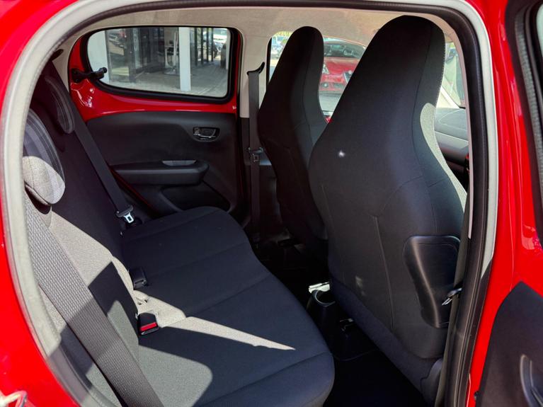 Used Peugeot 108 WU69YDP 14
