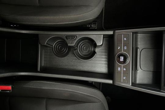 Hyundai KONA Photo at-6839041c01ac4da4a08252fdc21640a5.jpg