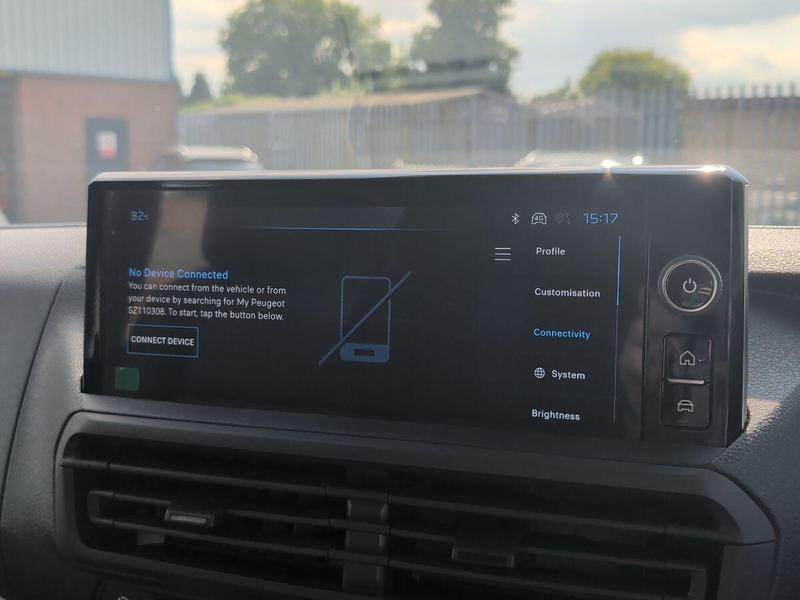 Used Peugeot Expert NX26XGZ 19