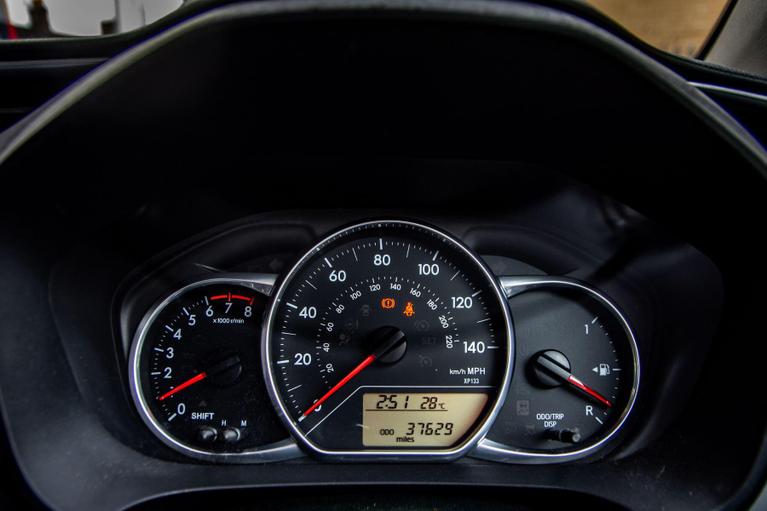 Used Toyota Yaris WO65EGE 23