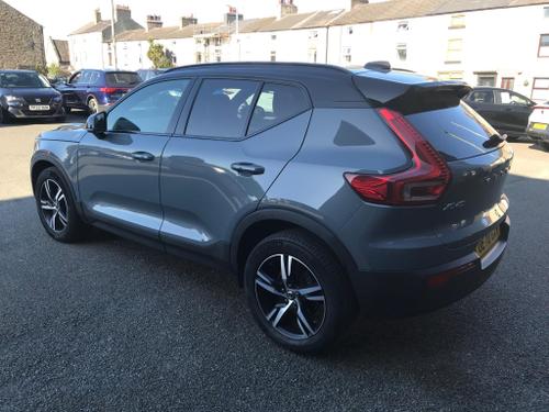 Volvo XC40 Photo at-688383ecdf514e53ad2d84fb77d764dc.jpg