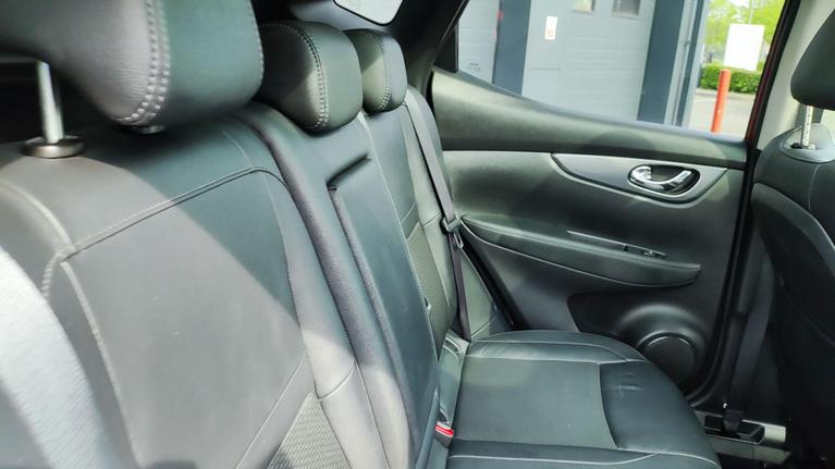 Used Nissan Qashqai PE69UXB 8