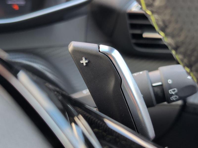 Used Peugeot 2008 KJ25AWO 24