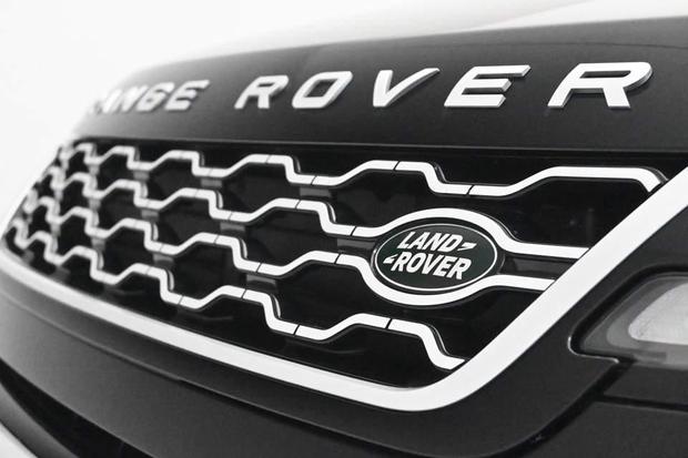 Land Rover RANGE ROVER EVOQUE Photo at-689dc9d4146c46b2bc10b85bccc7dd87.jpg