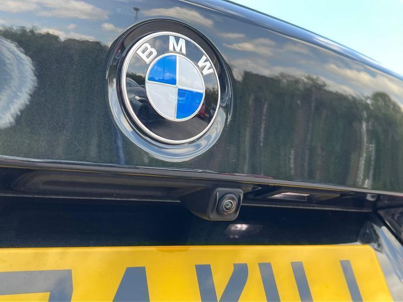 BMW 3 Series Photo 24