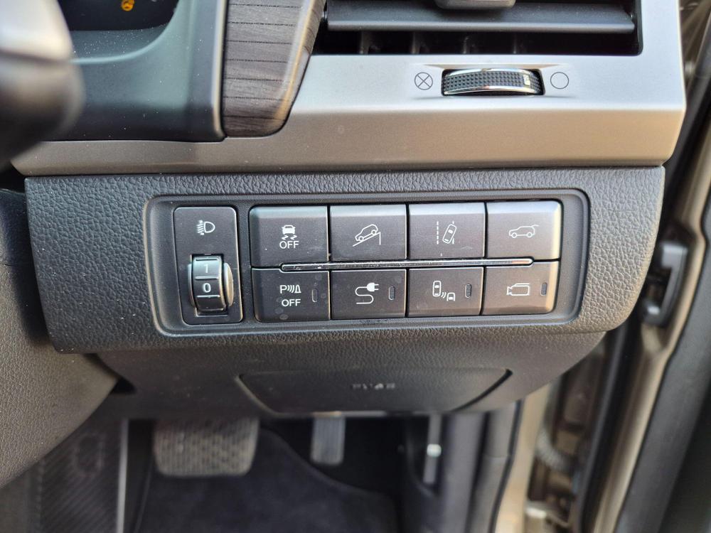 SsangYong Rexton Photo at-68f5f87dd3534030ba33226c0b40f0a9.jpg