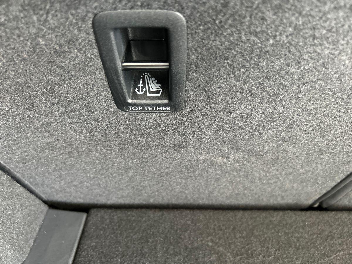 Volkswagen T-cross Photo at-68fb95cbf19f4323ae516f56dd6da215.jpg