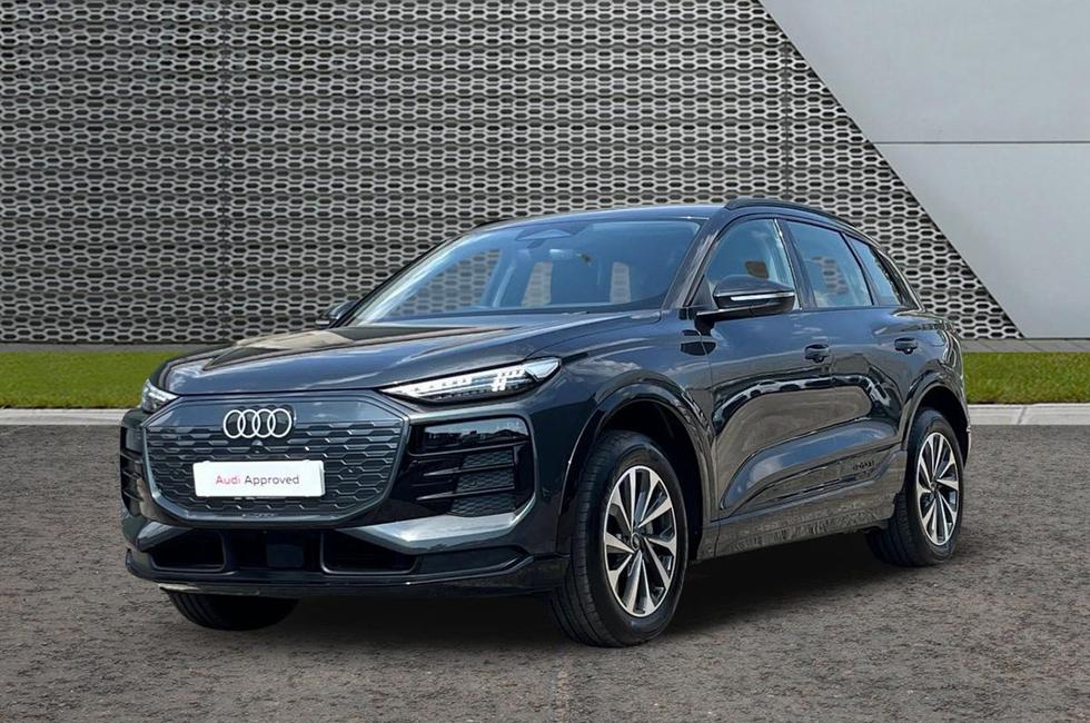 Audi Q6 Photo at-693d4646d77c4c8a94e2a49be6941950.jpg