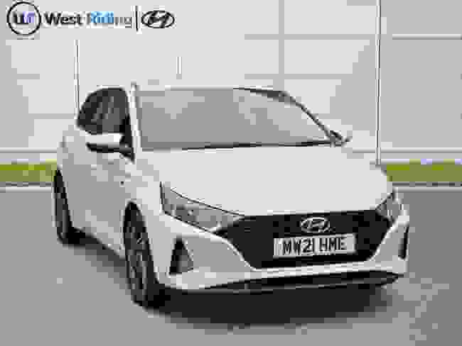 Used 2021 Hyundai i20 1.0 T-GDi MHEV SE Connect Euro 6 (s/s) 5dr White at West Riding