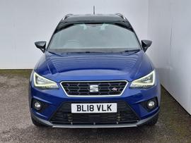 SEAT Arona Photo 2